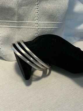 Minimalist Triple-Band Silver Bangle Bracelet - Women Jewelry